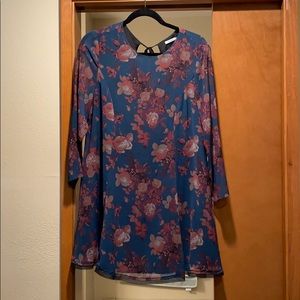 Flowery long sleeve dress